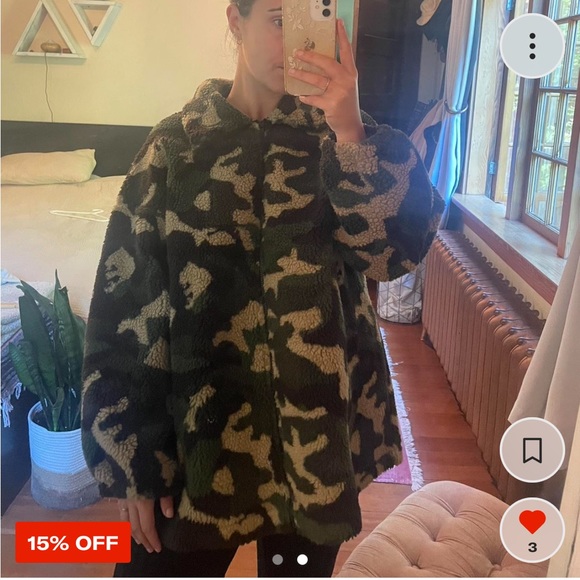 Oversized Fuzzy Camo Zip Up Sweater - XL - Picture 2 of 2